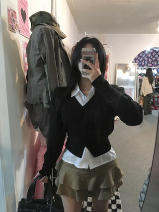 Waist-cinching V-neck Button Knit Cardigan Transitional Season Look