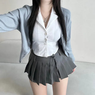 Waist-cinching V-neck Button Knit Cardigan Transitional Season Look