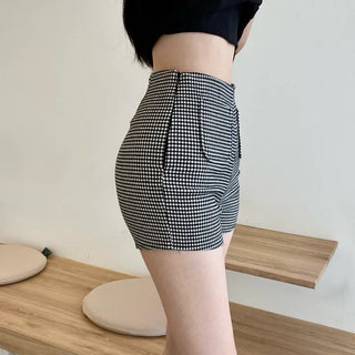 Two-Pocket Stretchy Mochi High-Waisted Pocket Shorts