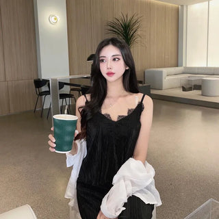 Goddess Lace Pleated Sleeveless Top