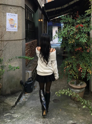 Year-end Fleece-lined Off-shoulder Long Sleeve Tee Daily Party