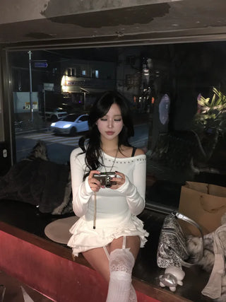 Studded Half-Off-Shoulder Side-Slit Long-Sleeve T-Shirt. Daily Perfect Shot