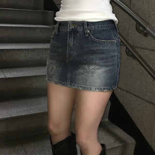 Glow Cubic Low-Rise Denim Mini Skirt Hot Fix