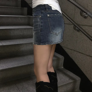 Glow Cubic Low-Rise Denim Mini Skirt Hot Fix