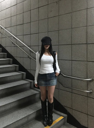 Glow Cubic Low-Rise Denim Mini Skirt Hot Fix