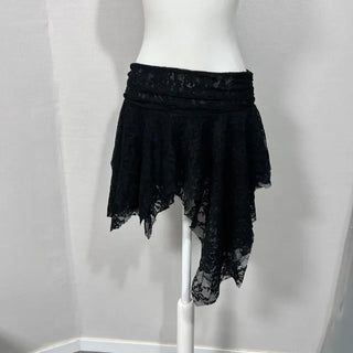 Built-in Cap Frill Asymmetrical Off-Shoulder Sleeveless Heart Neck