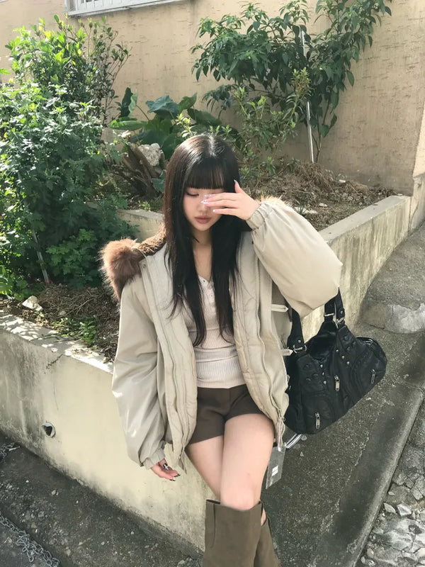 Bagel Two-Tone Fur Hooded Zip-Up Jacket Year-End Gyaru