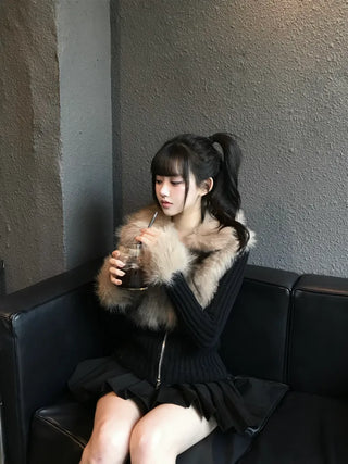 Mer Eyelet One-shoulder Sweatshirt Year-end look Christmas Date