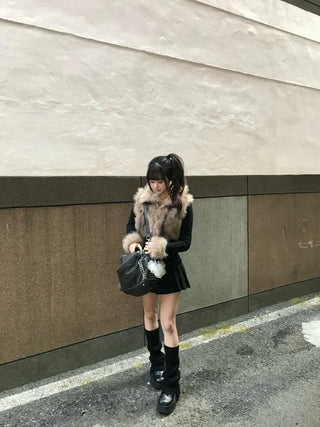 Mer Eyelet One-shoulder Sweatshirt Year-end look Christmas Date