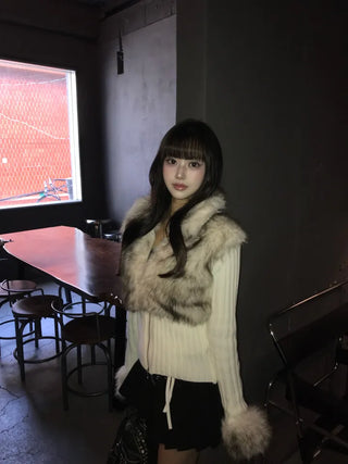 Mer Eyelet One-shoulder Sweatshirt Year-end look Christmas Date