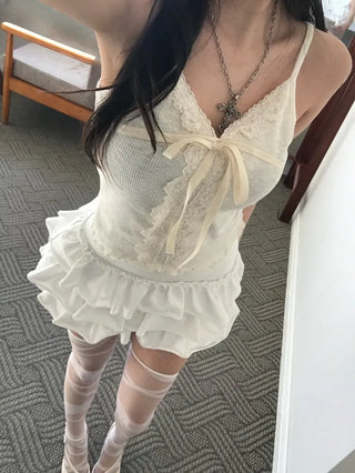 Le Cie Lace Ribbon Sleeveless Wavy Layered Inner