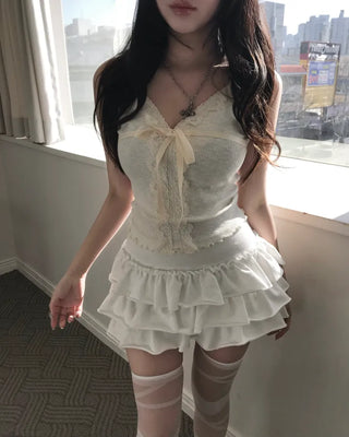 Le Cie Lace Ribbon Sleeveless Wavy Layered Inner