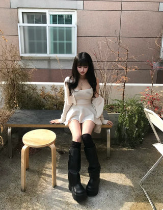 Delicate Angora Knit Flare Sleeveless Cardigan Set Spring
