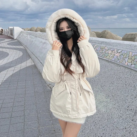Effortless Stylish Short Padded Jacket with Fur Hood