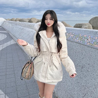 Effortless Stylish Short Padded Jacket with Fur Hood
