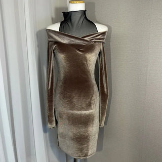 Velvet Mesh Layered Off-Shoulder Dress V-neck Unique