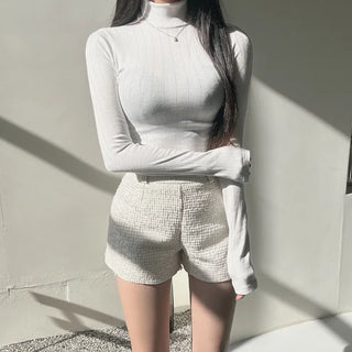 Soft and stretchy fleece-lined turtleneck t-shirt long-sleeve