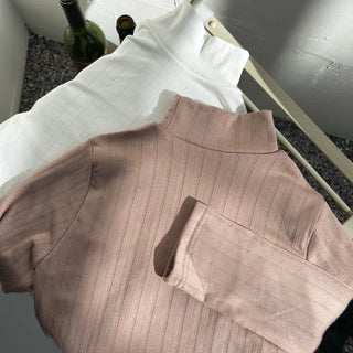 Soft and stretchy fleece-lined turtleneck t-shirt long-sleeve