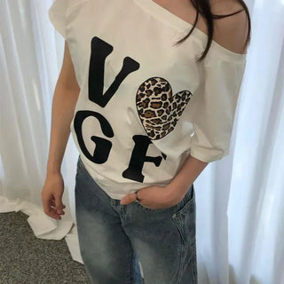Loose-fit Lettering Off-shoulder Daily Short-sleeve T-shirt