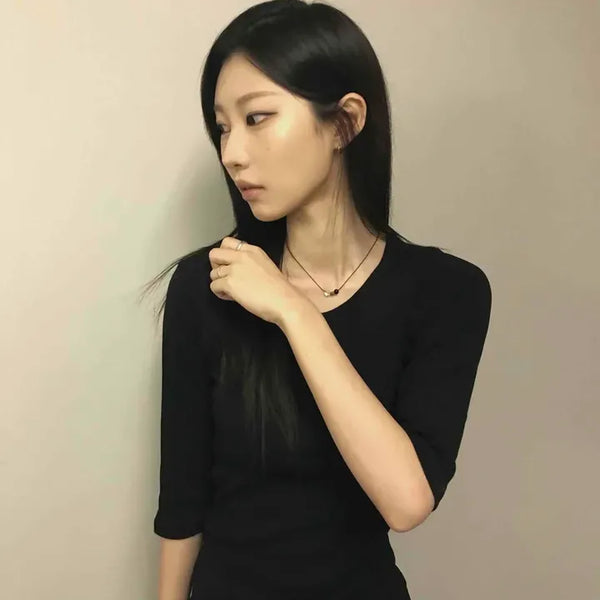 Half Round Neck Slim 3/4 Sleeve T-shirt