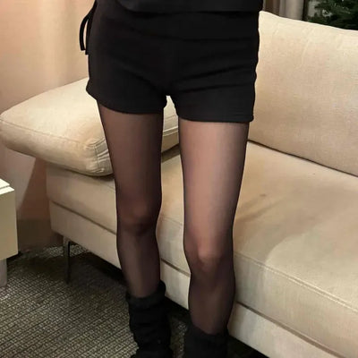 Chic Minimal Elastic Waist Straight Fit Slim Shorts