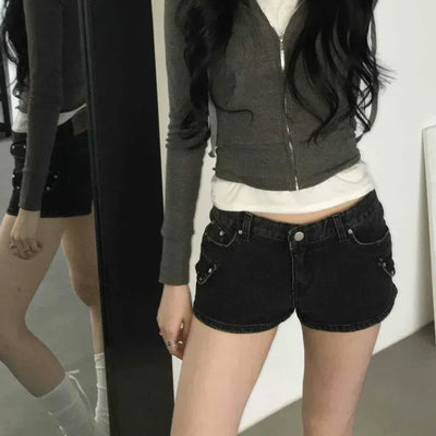 Star stud pocket cut denim shorts