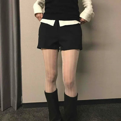 Minimal Slim Fit High-Waisted Basic Shorts