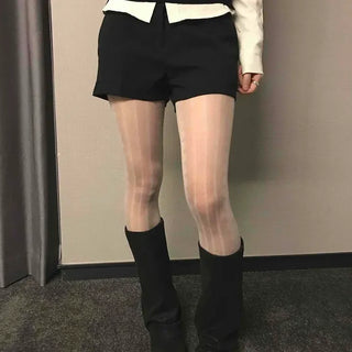 Minimal Slim Fit High-Waisted Basic Shorts