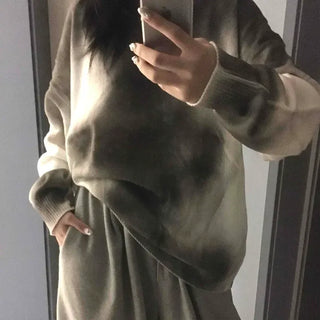 Relaxed Overfit Gradient Wool Knit