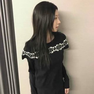 Charmant Flora Shoulder Jacquard Frill Sleeve Knit