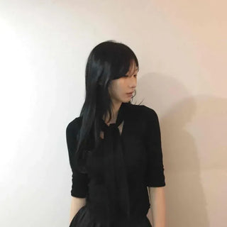Tie V-neck Long Sleeve Knit