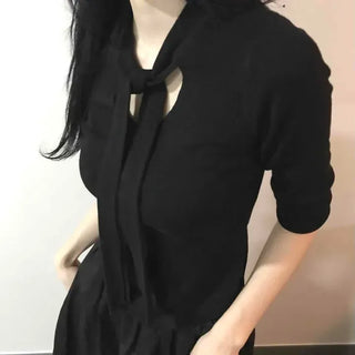 Tie V-neck Long Sleeve Knit