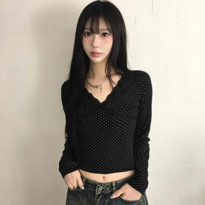 Slim Fit Dot Lace Twist V-Neck Long Sleeve T-Shirt