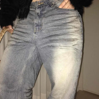 Thigh-Furnished High-Waisted Straight Jeans