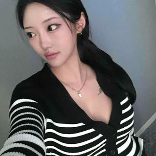 Striped V-Neck Slim Fit Short Knit Cardigan with Ribbon Detail