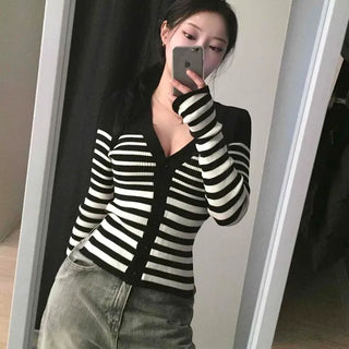 Striped V-Neck Slim Fit Short Knit Cardigan with Ribbon Detail