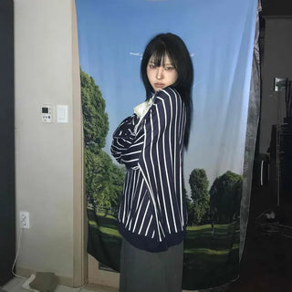 Loose-fit Striped Contrast Button Collar Long-sleeve Sweatshirt