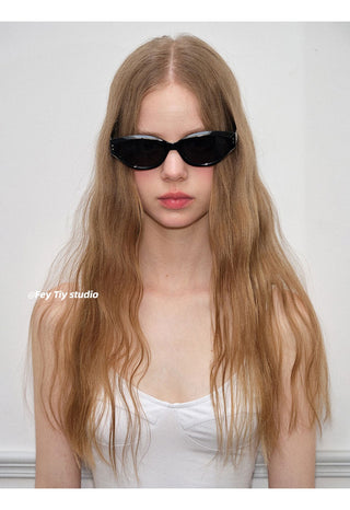 retro cat-eye sunglasses