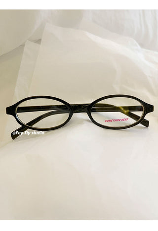 red round glasses