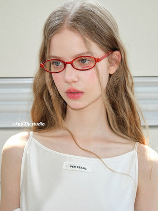 red round glasses
