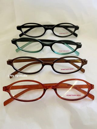 red round glasses