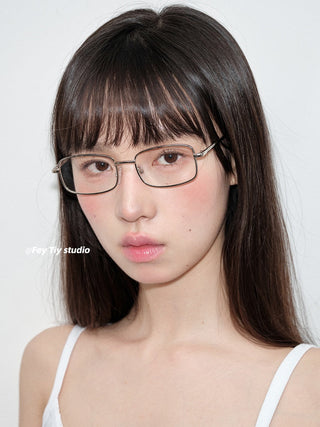 gold rectangular glasses