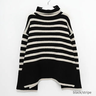Turtleneck Slit Knit