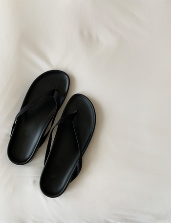 Designer flip-flops (3 colors)