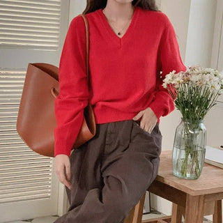 Wool V-neck knit