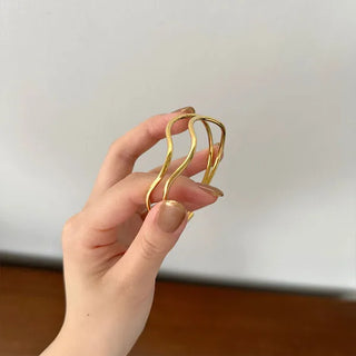 2-line wave bracelet