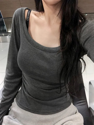 U-neck shirred long-sleeved T-shirt