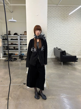 [NeverSeez] Flocked Cropped Wide Leg Jeans