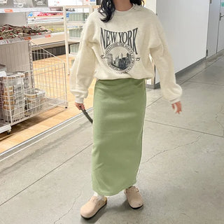 Simple knit skirt