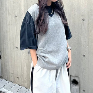Oversized V-neck vest